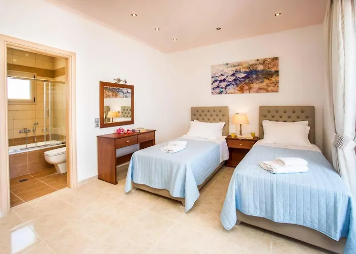 Cyan Villa Spathíon